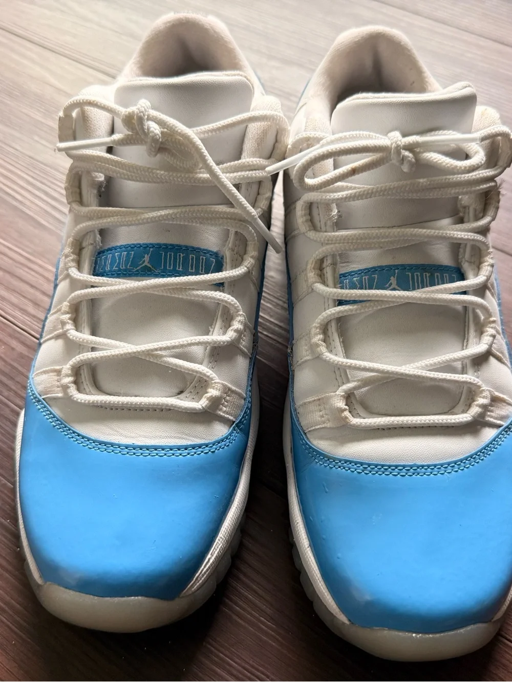 Jordan Kids Blue and Cream Low-Top Sneakers